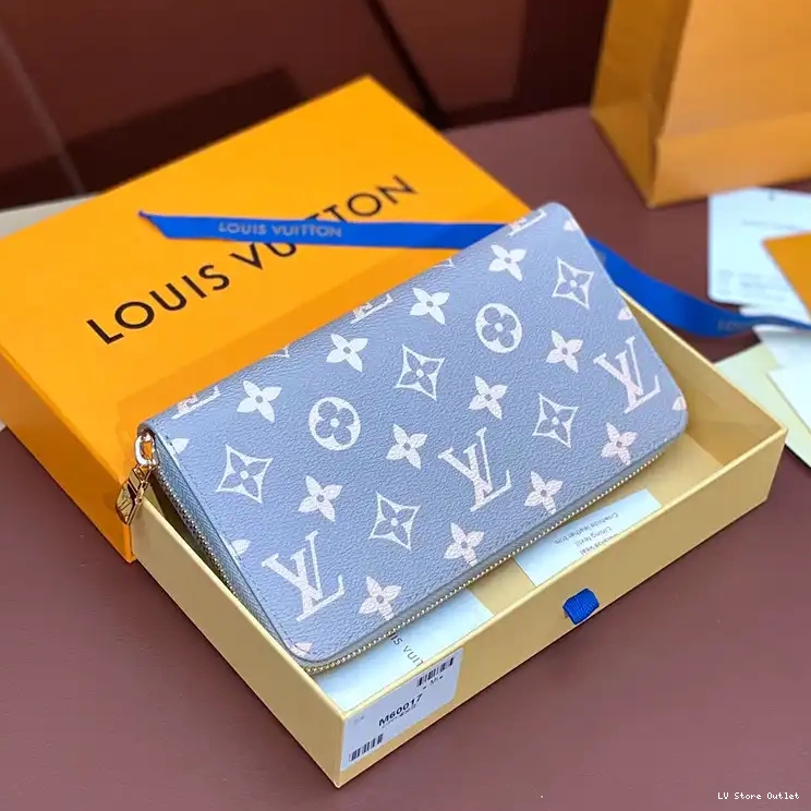 Hot sale LV 2408YA0235 Bags 0419